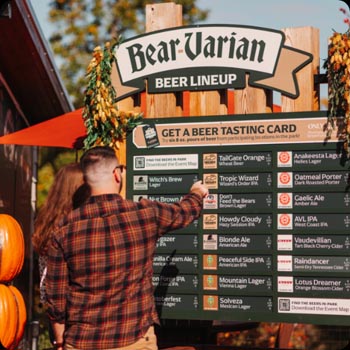 Anakeesta's Bear-varian Fall Festival