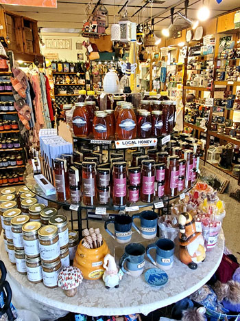 The Honey Pot Gift Shop in Gatlinburg
